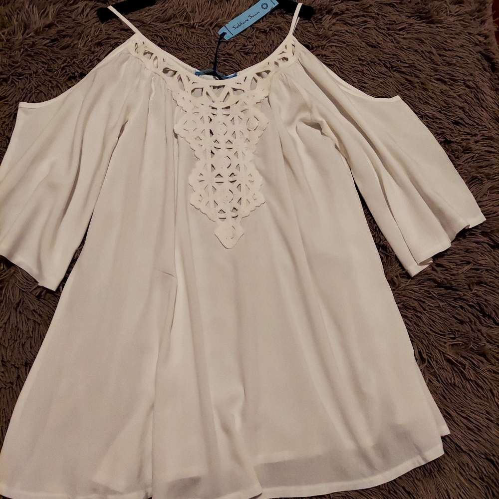 Solitaire Swim White Cold Shoulder Blouse
